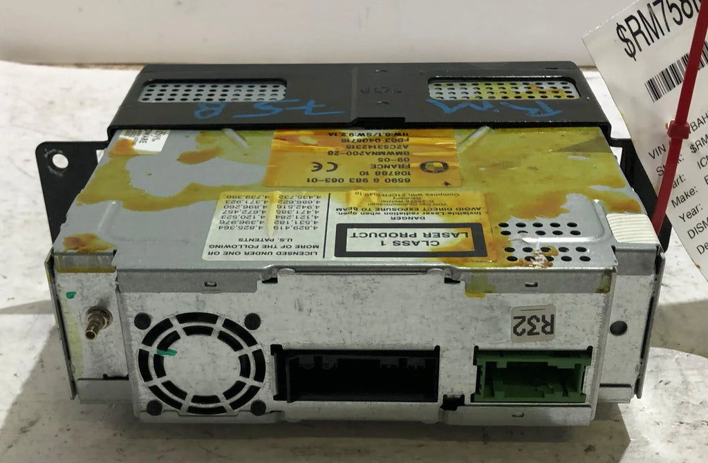 Pre-Owned 06  750 DVD Player w/ Navigation System OEM LKQ (Good)