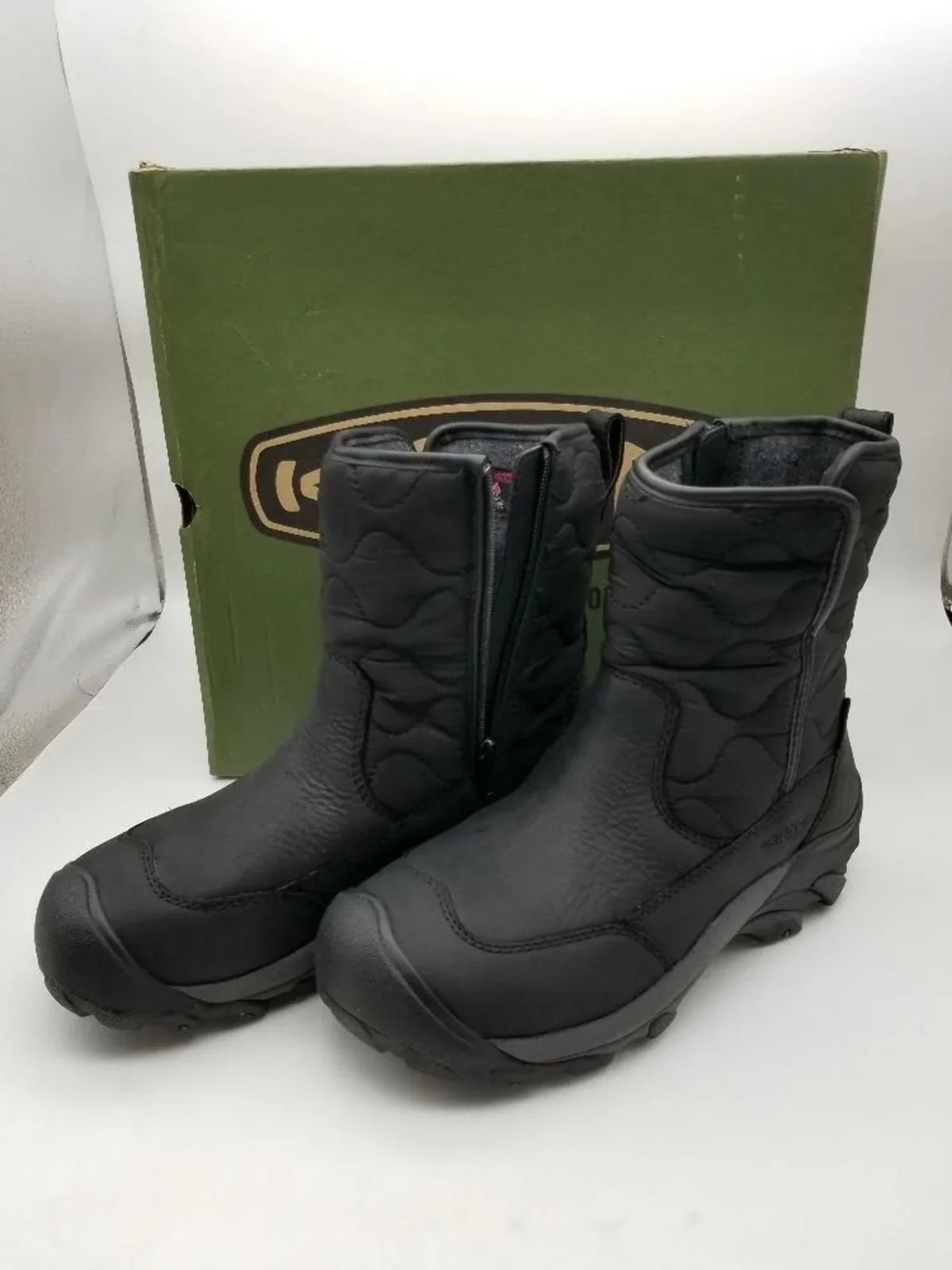 KEEN Women's Betty Boot Pull On Waterproof Insulated Snow, Black/Black, 7.5