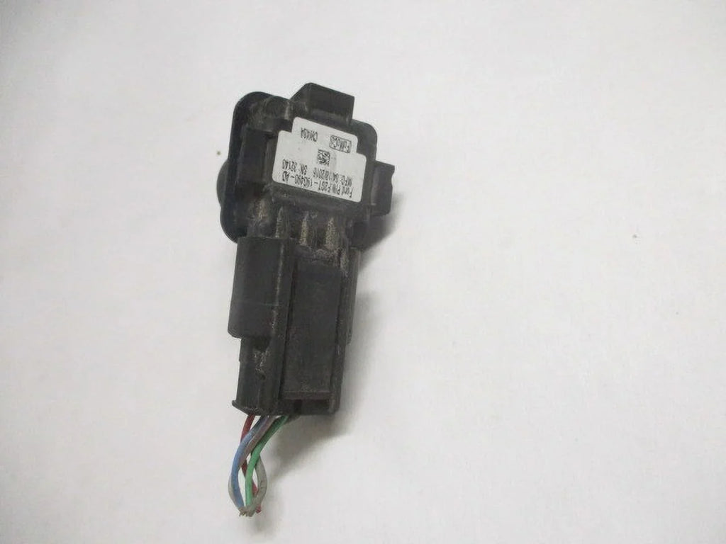 Pre-Owned 15 16 17 18  Edge Back Up Rear View Camera OEM LKQ (Good)