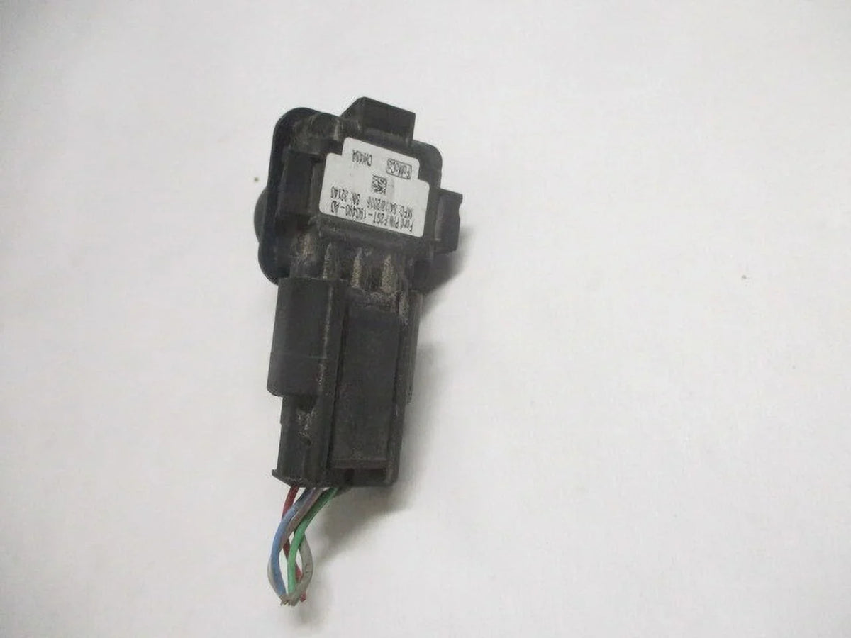 Pre-Owned 15 16 17 18  Edge Back Up Rear View Camera OEM LKQ (Good)